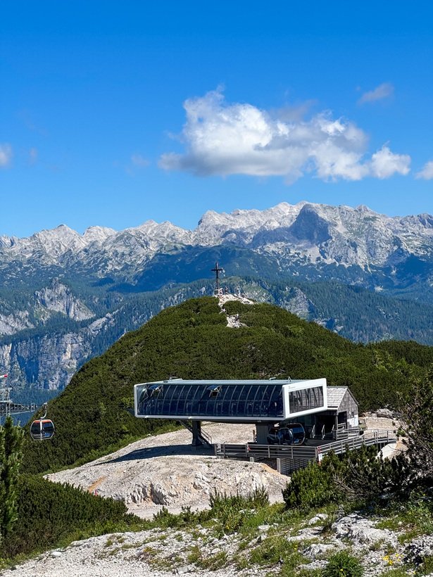 vogel mountain slovenia cable car